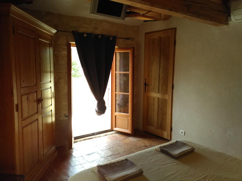 Domaine Saint Martin Hotel Valliguieres Exterior foto