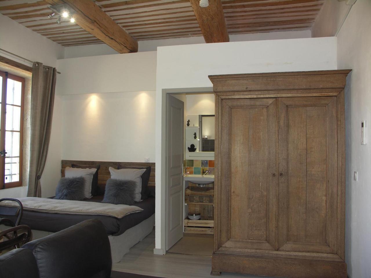Domaine Saint Martin Hotel Valliguieres Exterior foto