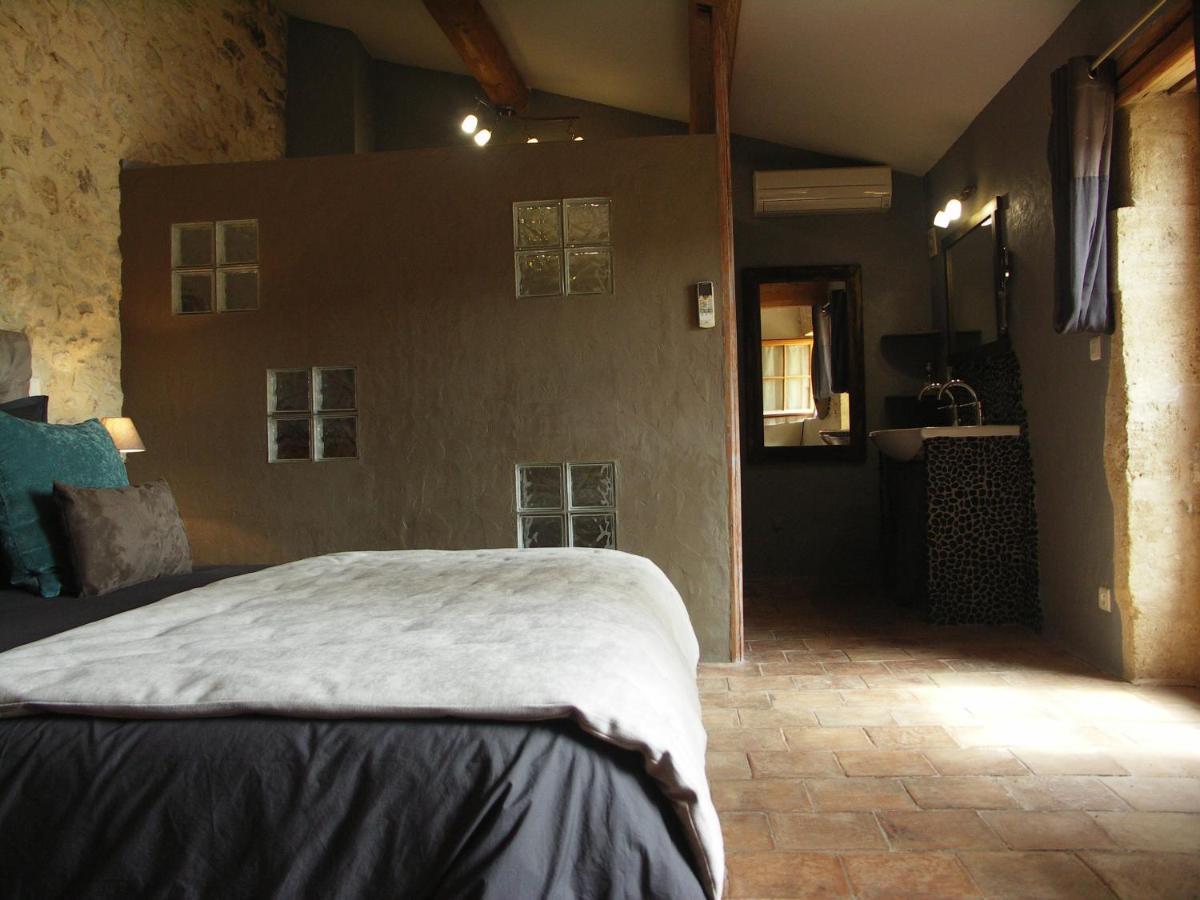 Domaine Saint Martin Hotel Valliguieres Exterior foto